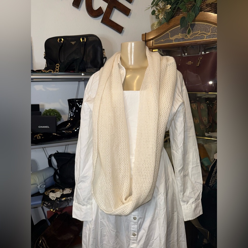 😍Phenix Cream Knit Cashmere Infinity Scarf